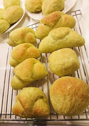 緑のお野菜たっぷりパン-レシピのメイン写真
