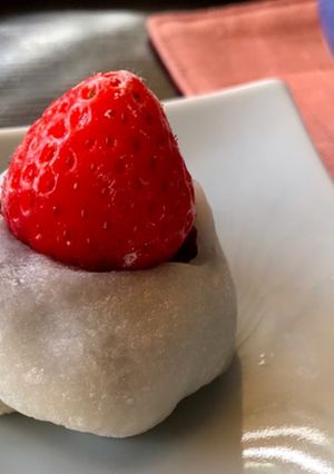 レンジで簡単♡余った切り餅 de 苺大福-レシピのメイン写真