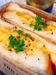 【小腹が空いたらコレ】チーズたまごサンド-レシピのメイン写真