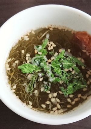 お湯を注ぐだけ☆昆布ちりめんの吸い物-レシピのメイン写真
