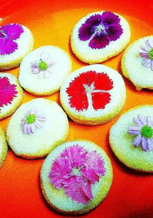 ♪エディブルフラワークッキー♪丸型-レシピのメイン写真