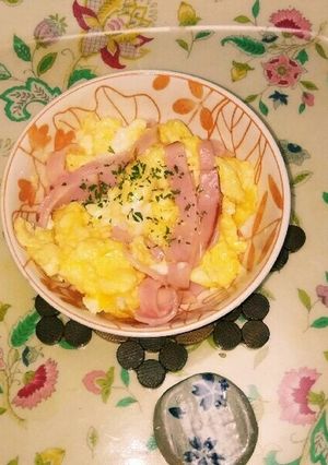バター味ベーコンと卵のスクランブルegg-レシピのメイン写真