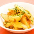 揚げたてフライドポテトのヨーグルトソース