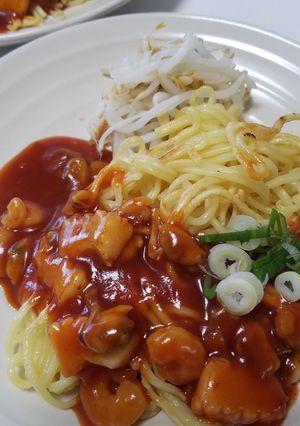ランチに☆お二人さんの海鮮チリ焼きそば！-レシピのメイン写真