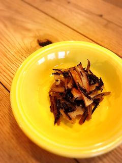 れんこんとひじきの胡麻きんぴら-レシピのメイン写真