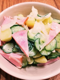 シロさんの鶏ガラ入りポテトサラダ-レシピのメイン写真