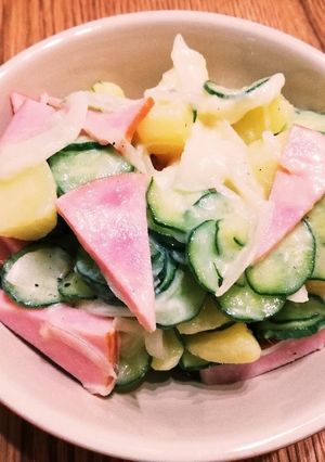 シロさんの鶏ガラ入りポテトサラダ-レシピのメイン写真