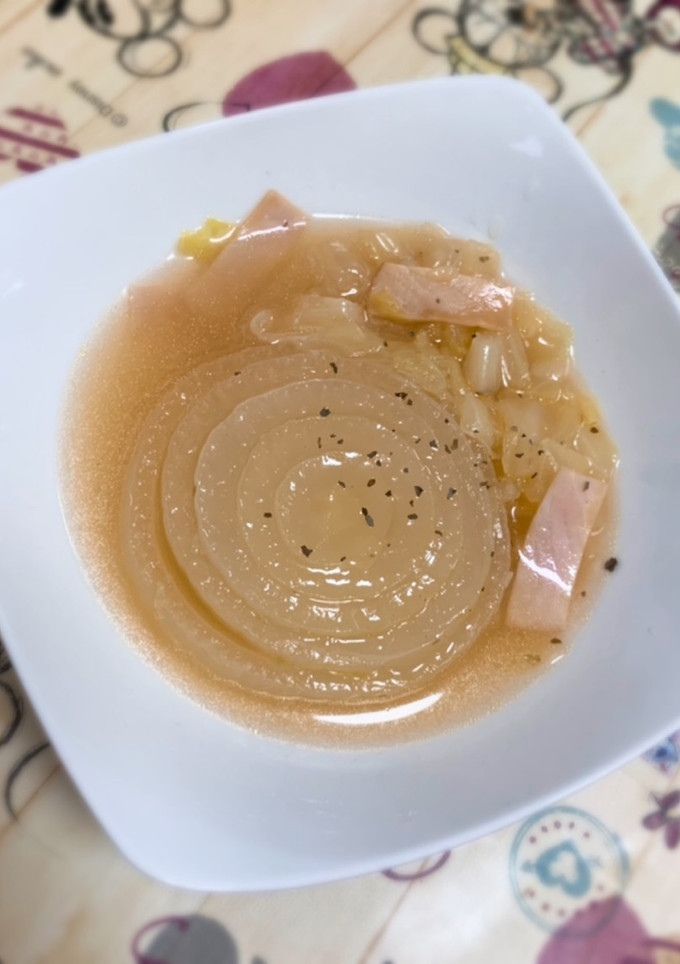 丸ごと玉ねぎスープ-レシピのメイン写真
