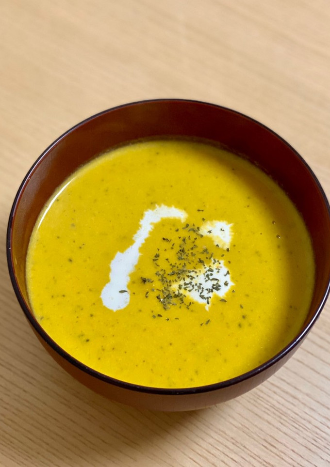 隠し味は味噌◎皮ごと簡単！かぼちゃスープ-レシピのメイン写真
