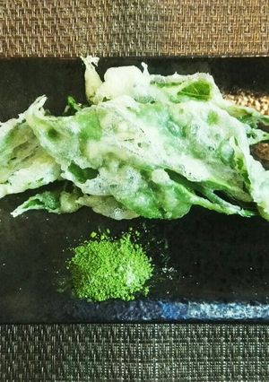 ♪カラットサクサク桑の葉の天ぷら♪-レシピのメイン写真