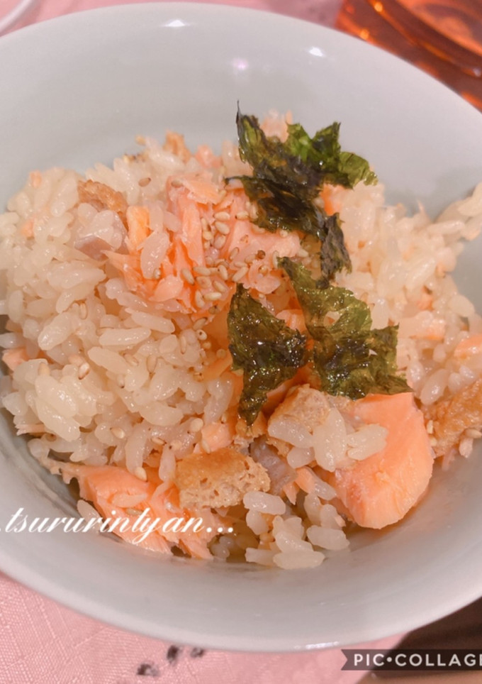 鮭とお揚げの炊き込みご飯　簡単　炊飯器　-レシピのメイン写真