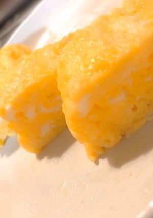 材料3つだけ♡簡単な卵焼き-レシピのメイン写真