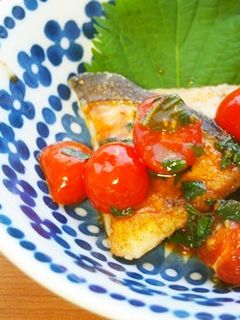 めかじきのソテー♪プチトマト大葉ソースで-レシピのメイン写真