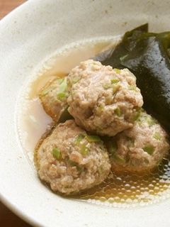 生ワカメと肉団子のさっと煮♪-レシピのメイン写真
