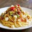 野菜だけで旨味が濃い!トマトのベジパスタ