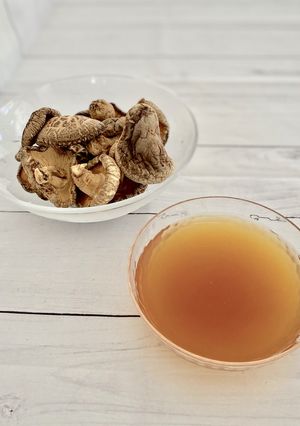 旨みたっぷり♪黄金の干し椎茸スープベース-レシピのメイン写真