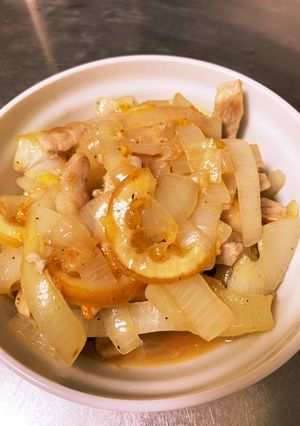 ☆柑橘ソース☆豚肉と玉ねぎのソテー-レシピのメイン写真