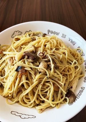 ☆簡単☆いわしとしめじのペペロンチーノ-レシピのメイン写真