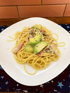 簡単絶品♡アボカドと舞茸のクリームパスタ-レシピのメイン写真