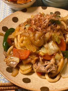 簡単!めんつゆを使った焼きうどん!-レシピのメイン写真