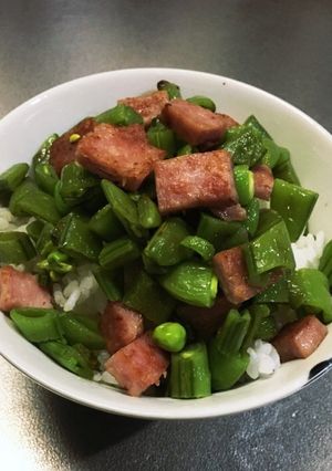 スナップえんどうとスパムの　2色ごはん-レシピのメイン写真