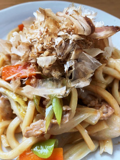 野菜たっぷり!シンプルな焼きうどん-レシピのメイン写真