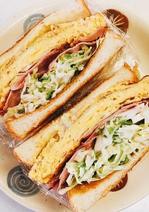 千切りキャベツと厚焼き玉子のサンドイッチ-レシピのメイン写真