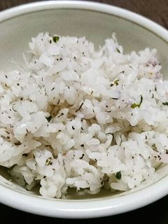 しらすとゆかりの炊き込みご飯-レシピのメイン写真