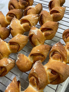 カリカリ!ベーコンエピ☆焼き立て最高♪-レシピのメイン写真