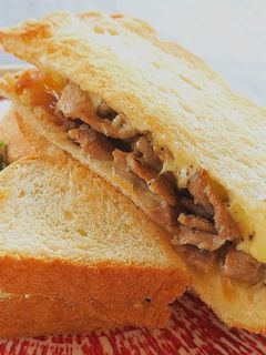 豚しょうが焼☆ボリューム ホットサンド-レシピのメイン写真