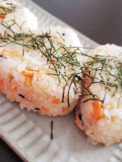 鮭の混ぜご飯おにぎり★-レシピのメイン写真