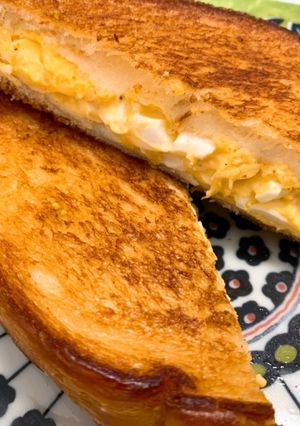 食パンで簡単☆たまごサラダの三角揚げ-レシピのメイン写真