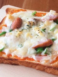 ピザトースト-レシピのメイン写真