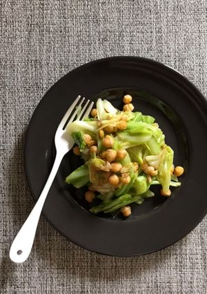簡単!キャベツとひよこ豆のスパイス炒め-レシピのメイン写真