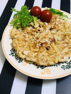見た目はお好み焼き? 簡単 うどん餃子-レシピのメイン写真