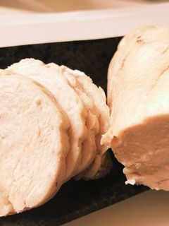 時短!電子レンジで簡単☆鶏ムネ肉の鶏ハム-レシピのメイン写真