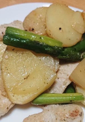 鶏胸肉のハーブソルト粉チーズ焼き-レシピのメイン写真