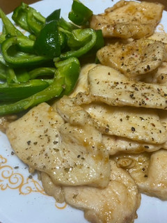 驚きの柔らかさ!鶏ムネ肉のバター醤油焼き-レシピのメイン写真