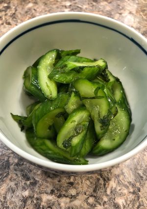 昆布茶で　きゅうりと大葉の浅漬け-レシピのメイン写真