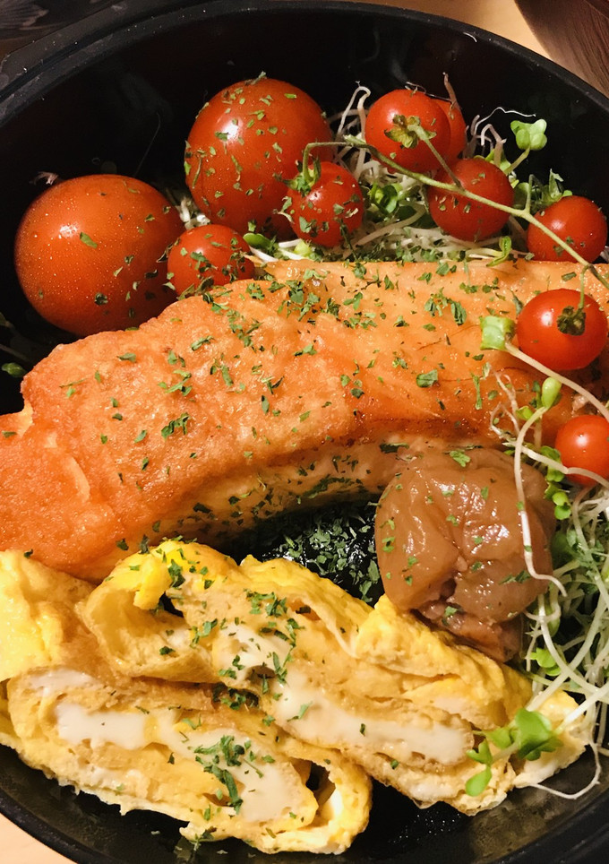 お弁当●焼き鮭のり弁当・玉子焼き添え-レシピのメイン写真