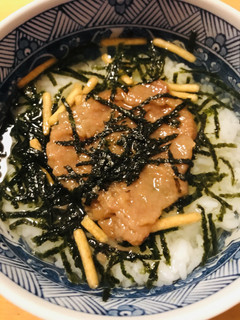お茶漬けの素●梅肉プラスの梅干し茶漬け-レシピのメイン写真