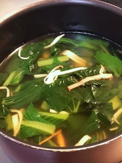 小松菜とカニカマのスープ-レシピのメイン写真