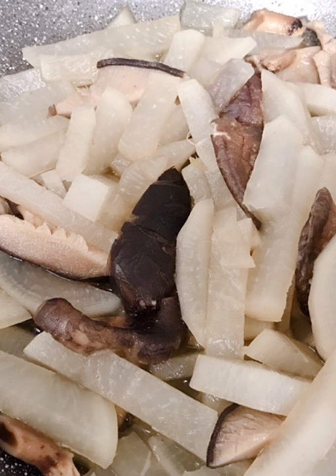 大根と干し椎茸の煮物-レシピのメイン写真