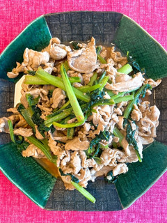 【簡単】豚肉と小松菜のかき醤油炒め-レシピのメイン写真