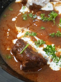 圧力鍋で牛肉の赤ワイン煮込み-レシピのメイン写真