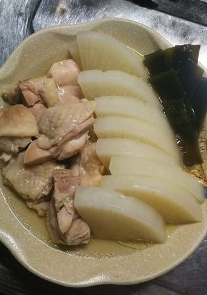 ★鳥もも肉と大根のさっぱりスープ煮★-レシピのメイン写真