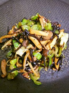 しめじといろいろ野菜、昆布の佃煮炒め-レシピのメイン写真