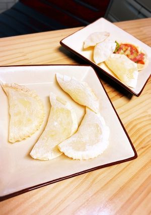 材料２個餃子の皮でアップルパイ赤ちゃん-レシピのメイン写真