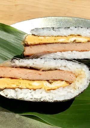 簡単！はさむだけ！おにぎらず-レシピのメイン写真