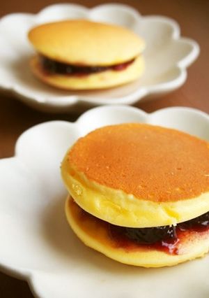 白玉粉入り♪もっちり米粉のどら焼き生地♪-レシピのメイン写真